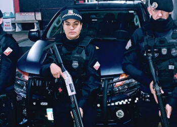 HOMEM É PRESO APÓS AGREDIR E AMEAÇAR A ESPOSA COM UMA FACA