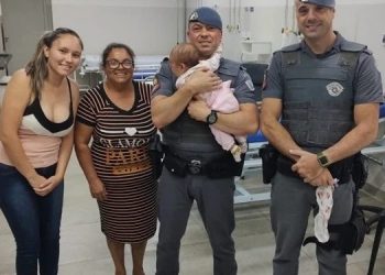 PM SALVA BEBÊ DE 2 MESES ENGASGADO NO JARDIM PARAÍSO EM AVARÉ