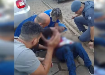 PROFESSORA É ESFAQUEADA EM FRENTE À ESCOLA ONDE TRABALHA EM CAPÃO BONITO