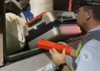 ADOLESCENTE DE 17 ANOS É DETIDO TRANSPORTANDO MAIS DE 20 QUILOS DE MACONHA EM AVARÉ