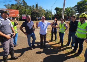 REPRESENTANTES DA ARTESP REALIZAM VISITA TÉCNICA PARA VIABILIZAR MEDIDAS PARA EVITAR ACIDENTES NA SP-255 EM AVARÉ