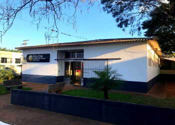 POLÍCIA PRENDE HOMEM QUE TENTOU MATAR DESAFETO DURANTE BRIGA DE BAR