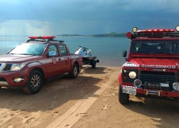 BOMBEIROS LOCALIZAM CORPO DE PESCADOR QUE ESTAVA DESAPARECIDO APÓS BOTE VIRAR NA REPRESA DE AVARÉ