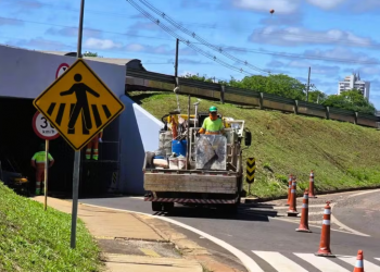 PASSAGEM INFERIOR NA RODOVIA JOÃO MELLÃO EM AVARÉ FICA INTERDITADA PARA REPAROS ATÉ SEXTA-FEIRA (28)