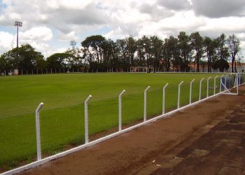 TREINADOR DE FUTEBOL É ALVO DE INVESTIGAÇÃO POR PEDOFILIA APÓS DENÚNCIAS NA REGIÃO