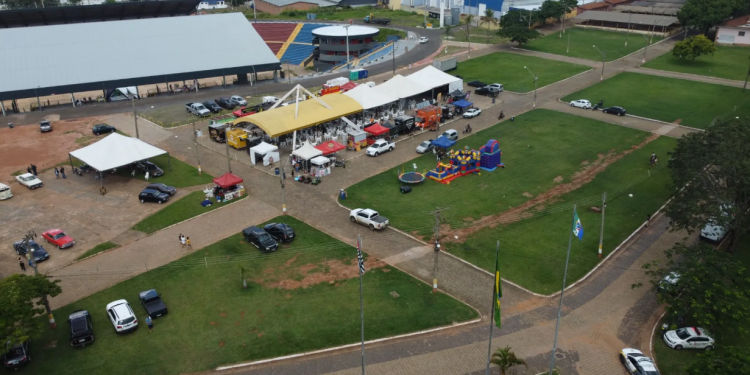 FESTA JUNINA DE AVARÉ COMEÇA HOJE NA EMAPA; SHOW DE MARIANA FAGUNDES É ADIADO PARA DOMINGO (14)