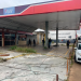 OPERAÇÃO DA PREFEITURA REMOVE OCUPAÇÃO IRREGULAR E APONTA RISCOS EM ANTIGO POSTO DE COMBUSTÍVEIS NO CENTRO DE AVARÉ