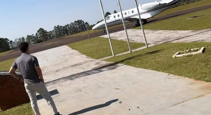 ZEZÉ DI CAMARGO COMEMORA 64 ANOS EM AVARÉ E SE PRESENTEIA COM JATINHO DE ATÉ R$ 30 MILHÕES