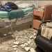 PARTE DO TETO DESABA EM QUARTO DE HOSPITAL E ACOMPANHANTE FICA FERIDA